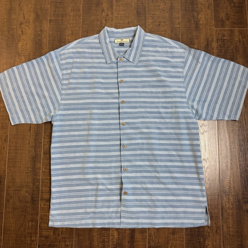 Tommy Bahama Hawaiian Striped Button Up Mens Shirt XL Blue Silk Camp